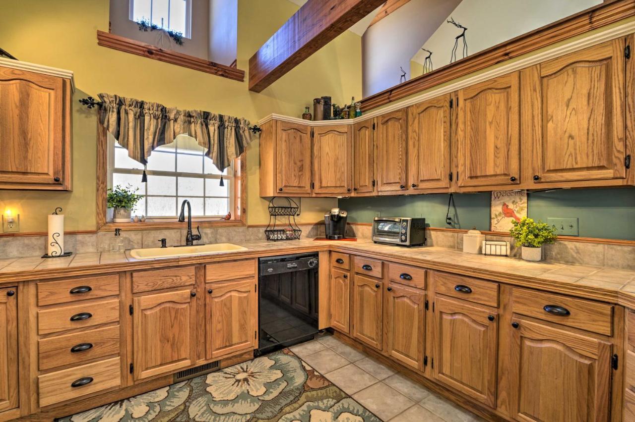 Private Family Home With Deck, Porch And Forest Views! McComas Beach Exterior foto
